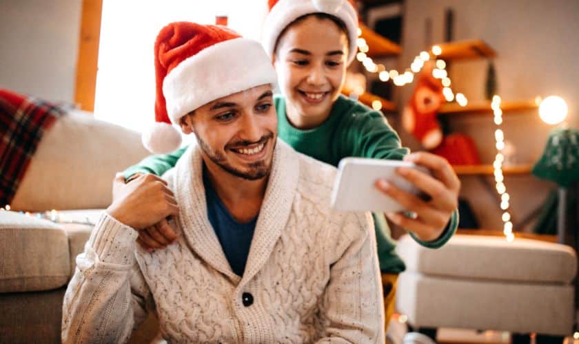 How to Maintain Healthy Teeth This Christmas